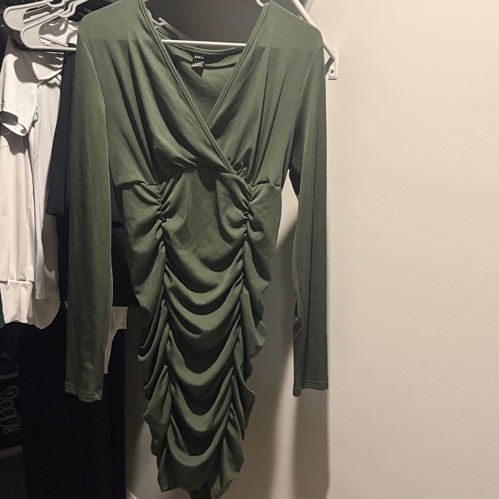 SHEIN Olive Ribbed Top